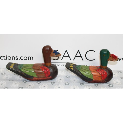 300 - Two Decorative Hand Painted Carved Ducks (Decoy Ducks) Length 23cm