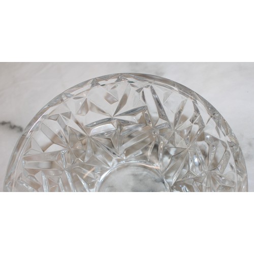 62 - Tiffany & Co . Rock Cut Crystal Bowl 15cm x 15cm 
All Seems On Good Condition 
COLLECTION ONLY