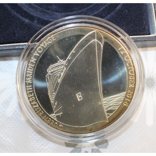 218 - Boxed CUNARD Limited Edition Medallion Minted To Celebrate Queen Elizabeth's Maiden Voyage 12 Octobe... 