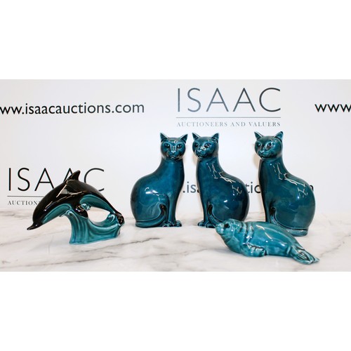 195 - 5 x Vintage Poole Pottery Figurines Inc: Three Sitting Cats, A Dolphin And A Seal Tallest: 17cm All ... 