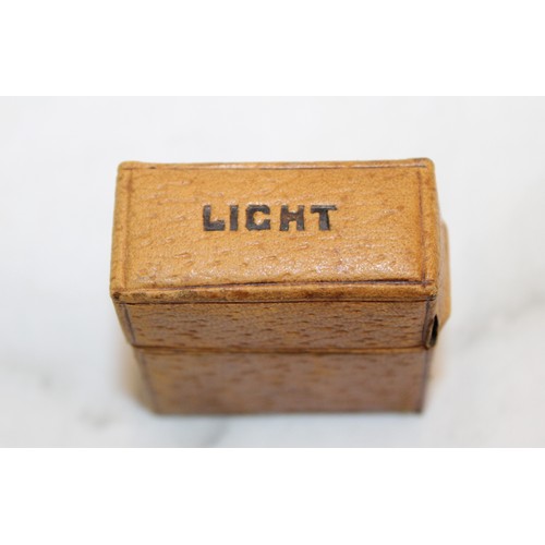 113 - A Collectable Antique Victorian Vesta Case And Travelling Ink Well H: 4.5cm