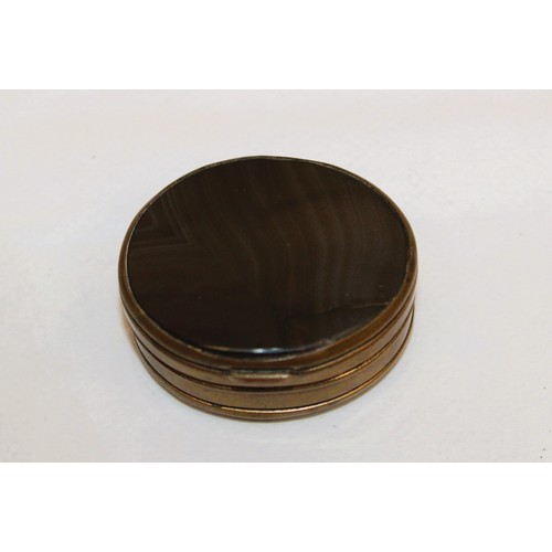 114 - An Agate Pill Box