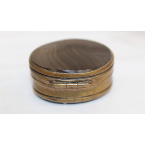 114 - An Agate Pill Box