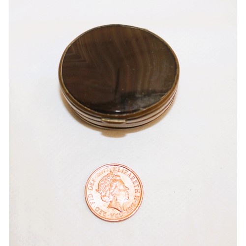 114 - An Agate Pill Box