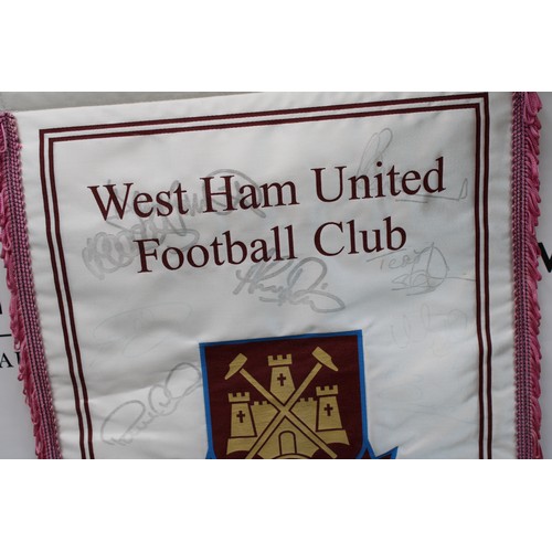 78 - West Ham United Signed Clubs 1999 Crest With Numerous Signatures Length 40cm