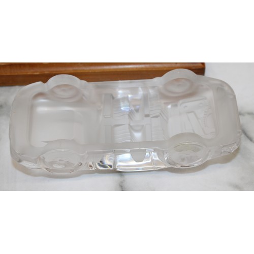 61 - Vintage Hofbauer Crystal Porsche On Wooden 
Plinth Length-16.5cm
All Seems In Good Condition