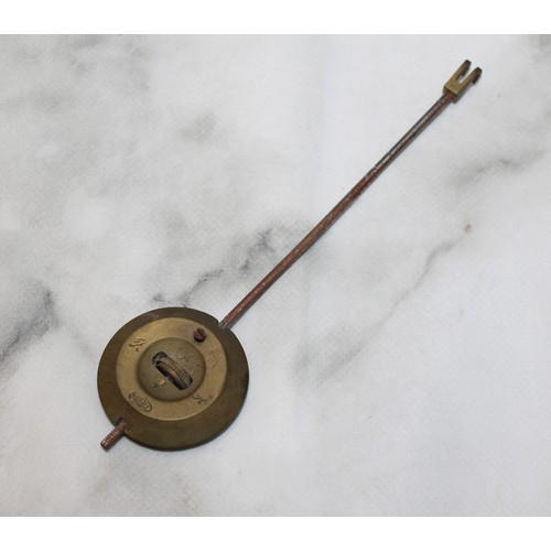 204 - Green Oynx Architectural Mantel Clock with Pendulum - Measures 40cm x 38cm - Untested Collection onl... 