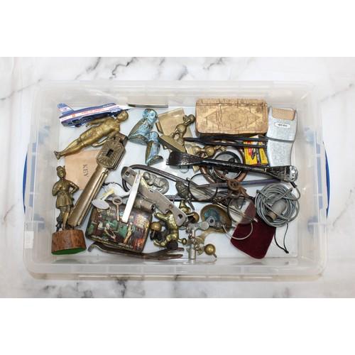 72 - A Tray Of Collectable Items As Found Tray Not Included