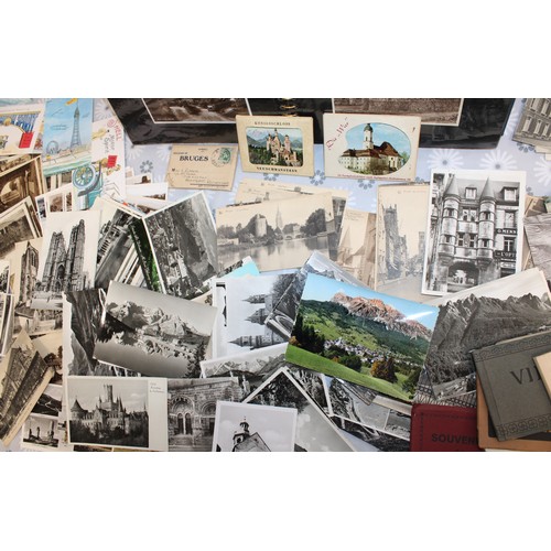 288 - A Large Quantity Of Collectable Post Cards As Found