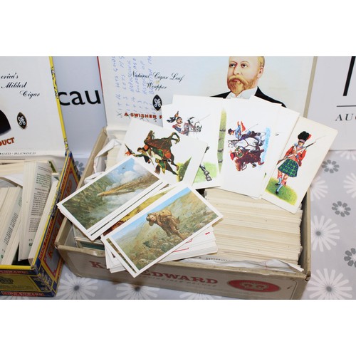 289 - A Large Quantity Of Cigarette Cards -Inside Old Cigar Boxes Doncella Napoleonic Uniforms/Golden Age ... 