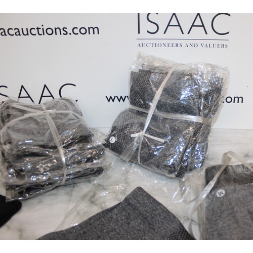 258 - Ex Wholesale -Quantity Of Ladies Leggings In Large & Medium As Found
5 x Medium Grey
9 x Large Grey
... 