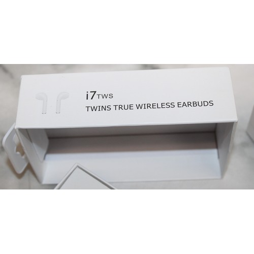 268 - Ex Warehouse Approx 100 Boxed i7 TWS TWINS TRUE WIRELESS EARBUDS V4.2+DER As Found Untested Look To ... 