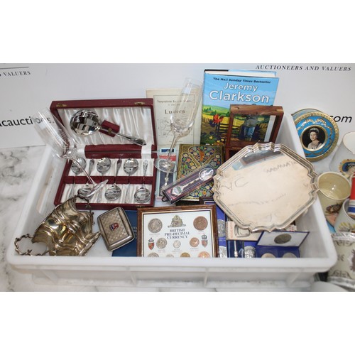 103 - Mixed Collectable Items Inc- Silver Plate/Coins/Royalty/Tins/Etc All AS Found 
Tray Not Included
COL... 