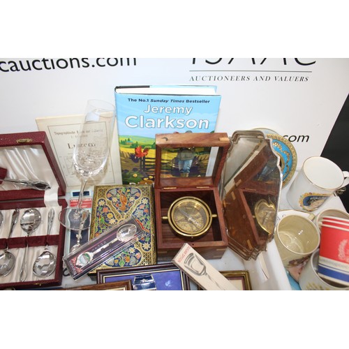 103 - Mixed Collectable Items Inc- Silver Plate/Coins/Royalty/Tins/Etc All AS Found 
Tray Not Included
COL... 
