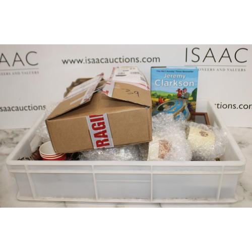 103 - Mixed Collectable Items Inc- Silver Plate/Coins/Royalty/Tins/Etc All AS Found 
Tray Not Included
COL... 