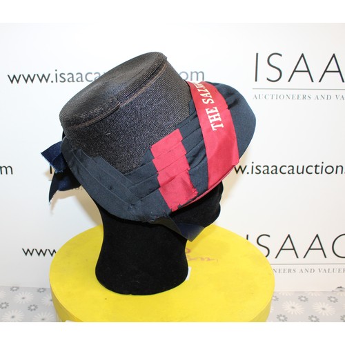 110 - 2 x Collectable Salvation Army Bonnets Inside One Hat Box As Shown
Head Not Included