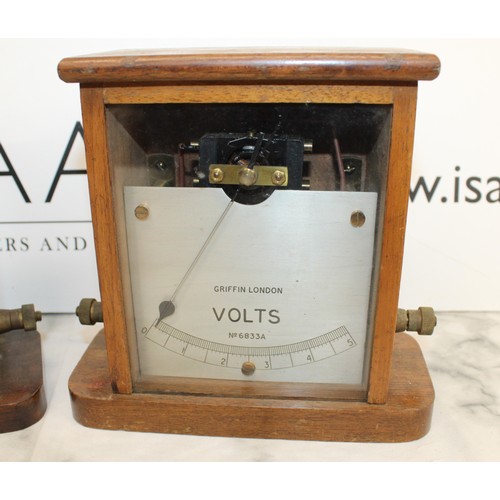 113 - One Voltmeter Griffin London & One Griffin London Amperes Meter Both As Found Height-17.5cm
Collecti... 