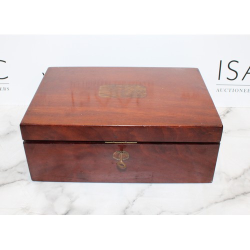 119 - A Antique Wooden Vanity Set As Found Please See All Pictures