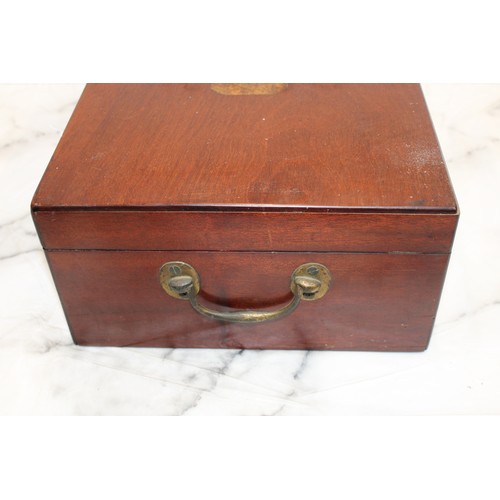 119 - A Antique Wooden Vanity Set As Found Please See All Pictures