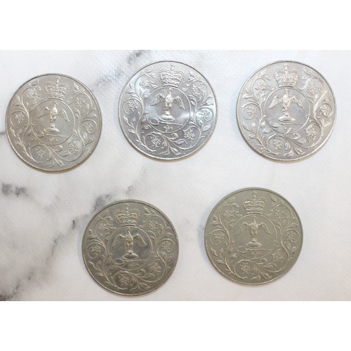561 - A Selection Of Collectable Commemorative Coins Etc Inc: Her Majesty Queen Elizabeth 11 70th Birthday... 