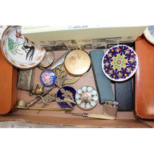 203 - A Box Of Mixed Collectables As Shown
COLLECTION ONLY CM7 2DG