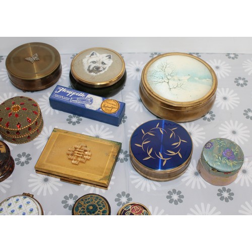 209 - Selection Of Trinket/Compacts/Boxed Houppette Etc All As Found
COLLECTION ONLY
