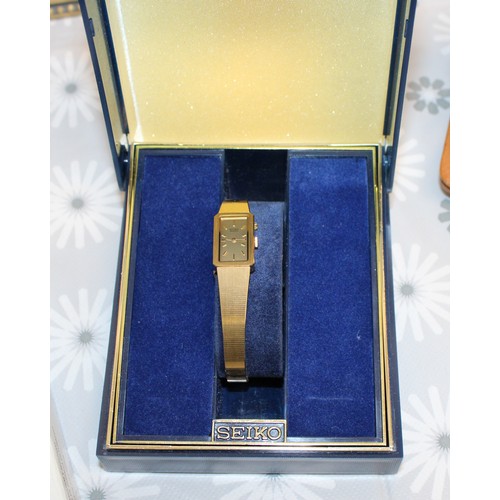 212 - Mixed Items Inc- Alarm Clocks/Boxed SEIKO Watch/THOMAS KINKADE Emerald Isle Cottage Painting With Ce... 