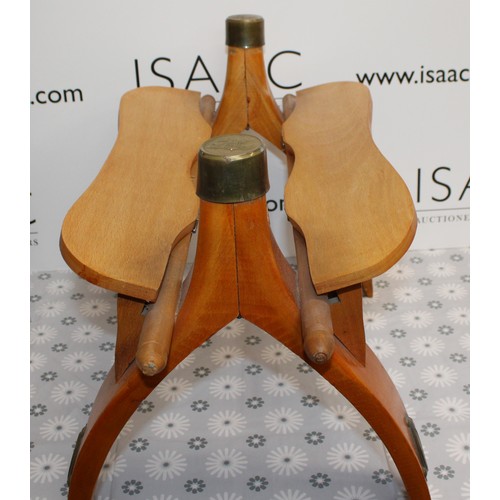 214 - Decorative Vintage Egyptian Camel Saddle
Length-59cm Height-33cm
COLLECTION ONLY
