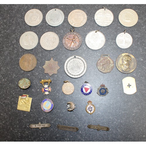 771 - A Selection Of Commemorative Medals And Pin Badges Etc As Found