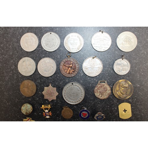 771 - A Selection Of Commemorative Medals And Pin Badges Etc As Found