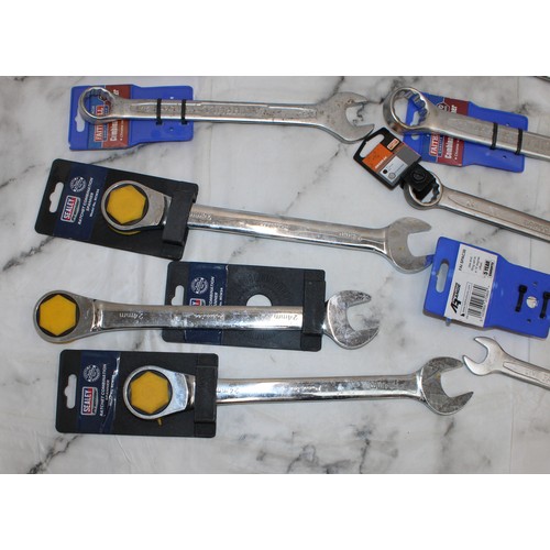 50 - Job Lot Of Different Sized Spanners And Spanner/Rachets AS NEW AF COLLECTION ONLY FROM BRAINTREE ESS... 