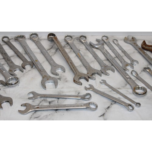 87 - Job Lot Of Mixed Sized Spanners ETC AS NEW As Found
 COLLECTION ONLY FROM BRAINTREE ESSEX CM7 2DG