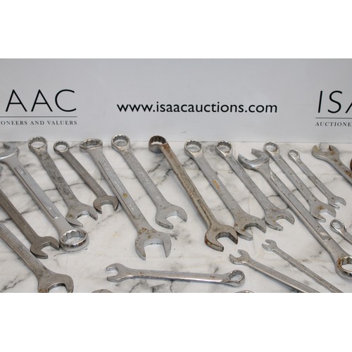 87 - Job Lot Of Mixed Sized Spanners ETC AS NEW As Found
 COLLECTION ONLY FROM BRAINTREE ESSEX CM7 2DG