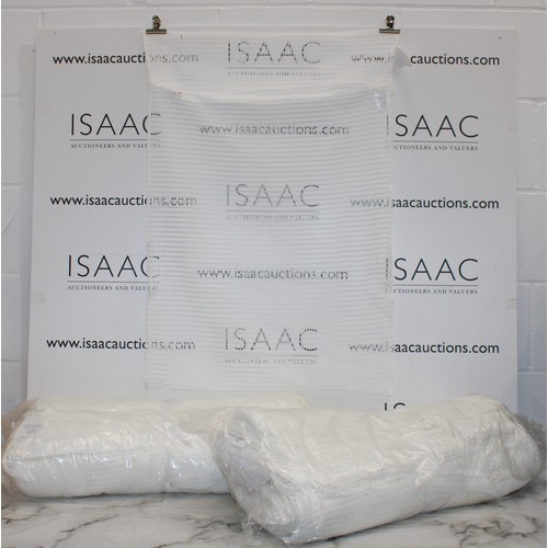 112 - Job Lot Quantity Of Large Industrial Zipped Mesh Laundry Bags Size 60cm x 88.5cm Approximately 50 Ba... 