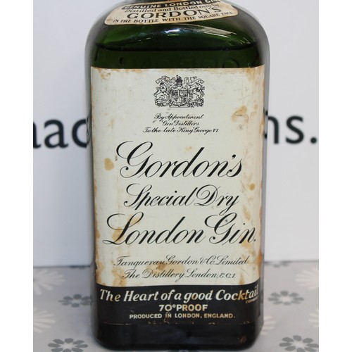 259 - 1 x Bottle Of Gordon's Special Dry London Gin Spring Cap, 26.2/3fl.ozs, 70% Proof, 1950's Collection... 