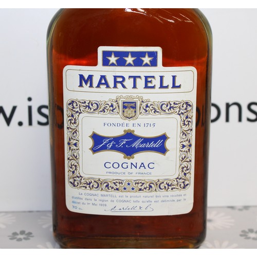 261 - 1 x Bottle Of Three Stars MARTELL Cognac, 26.2/3fl.ozs, 70% Proof 1970's Collection Only ID Upon Col... 