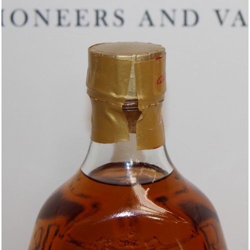 265 - 1 x Boxed Bottle Of Crawford's Five Star Scotch Whisky, 26.2/3fl.ozs, 70% Proof 1970's Collection On... 