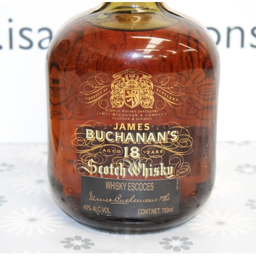 267 - 1 x Boxed Bottle Of Buchanan's Aged 18 Years Old Scotch Whisky, 750ml, 40% Proof 1980's Collection O... 