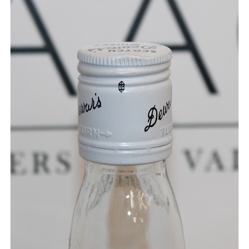 279 - 1 x Bottle DEWAR's Fine Scotch Whisky 