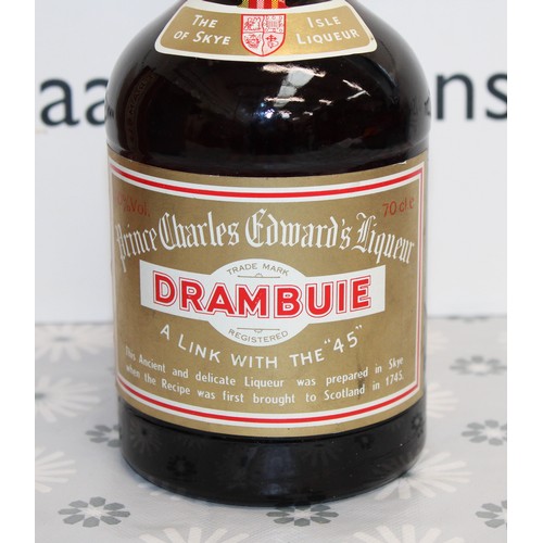 290 - 1 x Bottle Drambuie Prince Charles Edward's Liqueur, 70cl 40% Proof 1980's Collection Only ID Upon C... 
