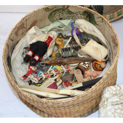 Mixed Collectable/Items All As Found