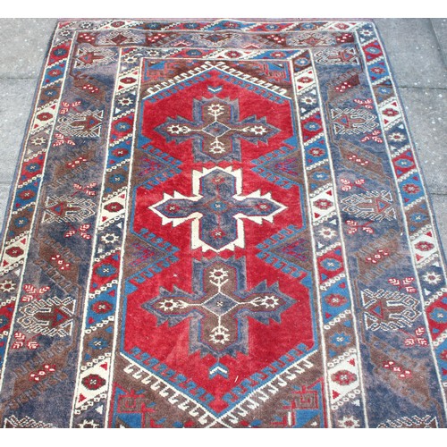 191 - Wool Floor Rug / Carpet - Measures 179cm x 125cm - Collection only - AF