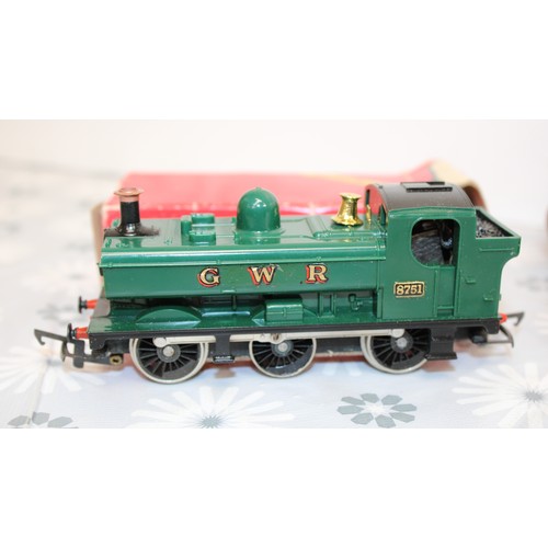 1135 - HORNBY RAILWAYS Inc- 00 GAUGE SCALE MODELS As Found