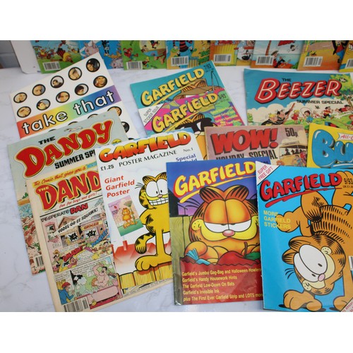 242 - A Quantity Of Comic Books Including, Beano, Dandy, Garfield, Buster Etc AF