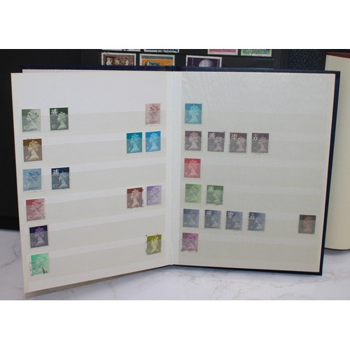 220 - 4 x Worldwide Stamp Albums Containing Franked And Unfranked Stamps AF