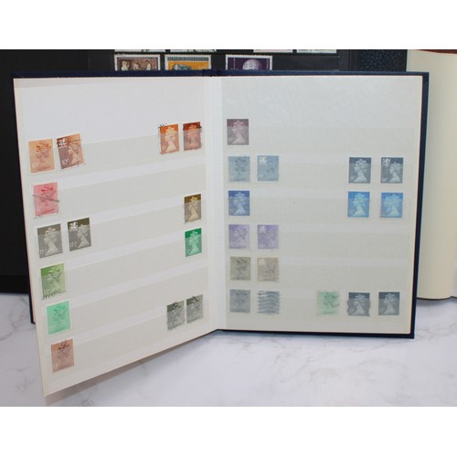 220 - 4 x Worldwide Stamp Albums Containing Franked And Unfranked Stamps AF