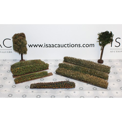 1217 - HORNBY/MECCANO  Hedges And Trees (Rare)