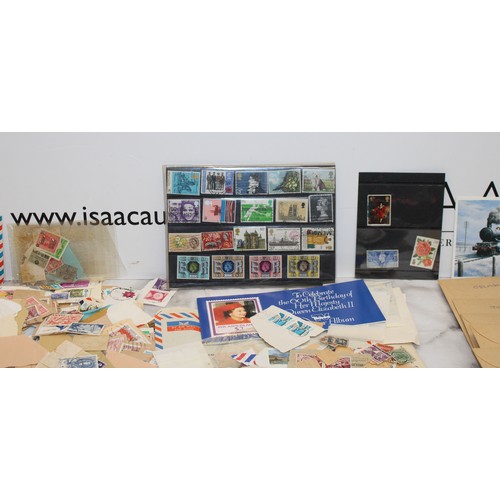 230 - A Quantity Of Worldwide Stamps, Postcards ETC As Found