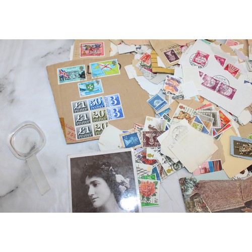 230 - A Quantity Of Worldwide Stamps, Postcards ETC As Found