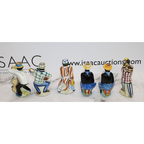 256 - 6 x Vintage Drioli Ceramic Figural Empty Liquor Bottles - Part Of A Series Forming An African Jazz B... 